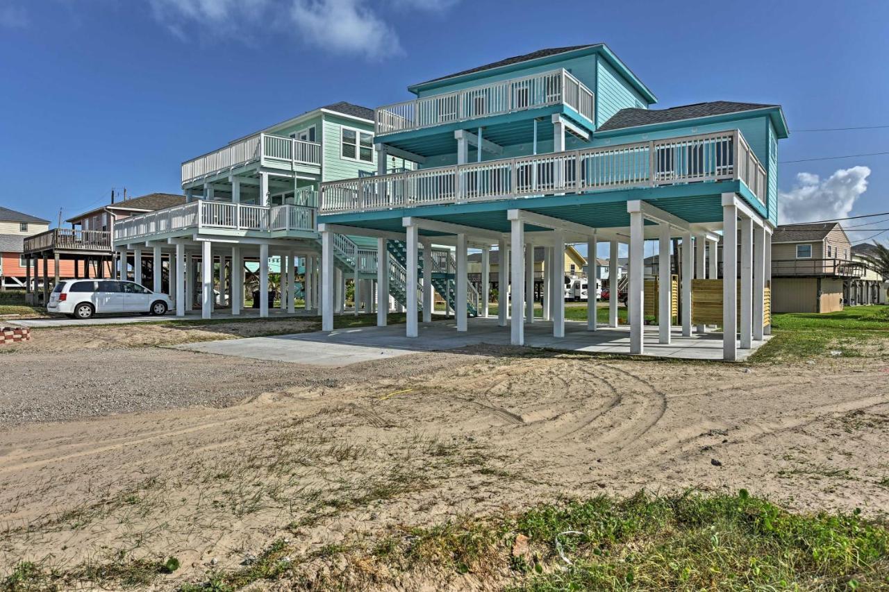 Bright Surfside Beach Home With Decks Walk To Shore Luaran gambar